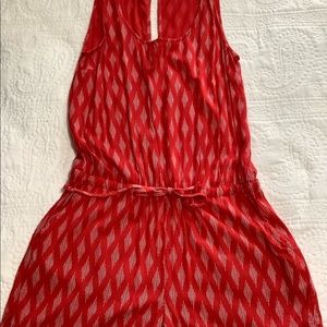 Romper in Red and white. Small.